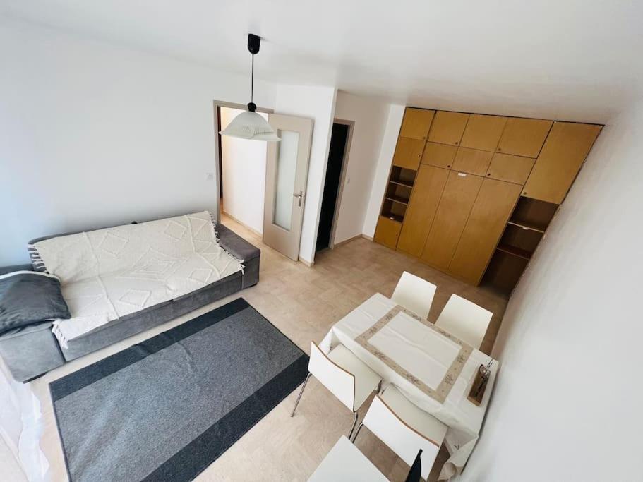 Studio 4 Couchages A 200 M De La Plage Avec Garage, Linge De Maison Et Serviettes Pour 30 Euros En Option Juan-les-Pins Eksteriør bilde